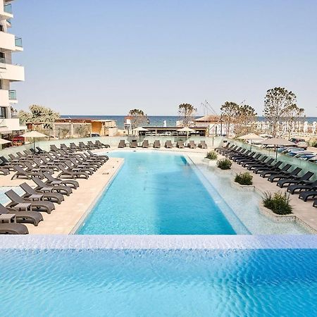 Vlezal Apartment Spa&Pool Beach Resort Mamaia Luaran gambar